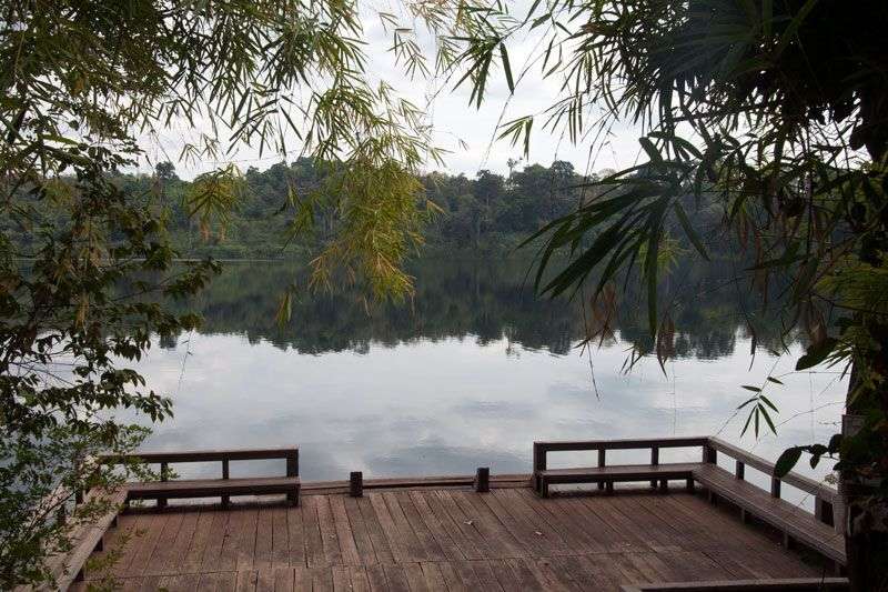 Het meer bij Banlung <br>