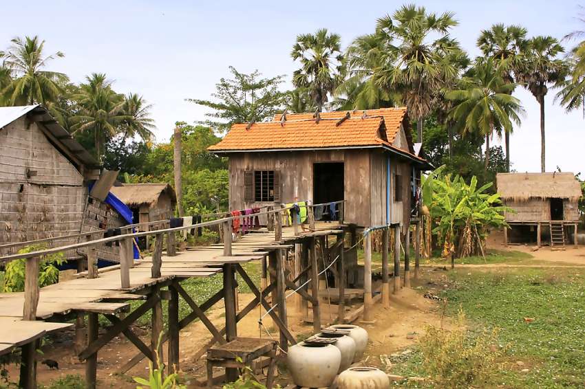 Je verkent het platteland en kleine dorpjes op een eiland in de Mekong rivier