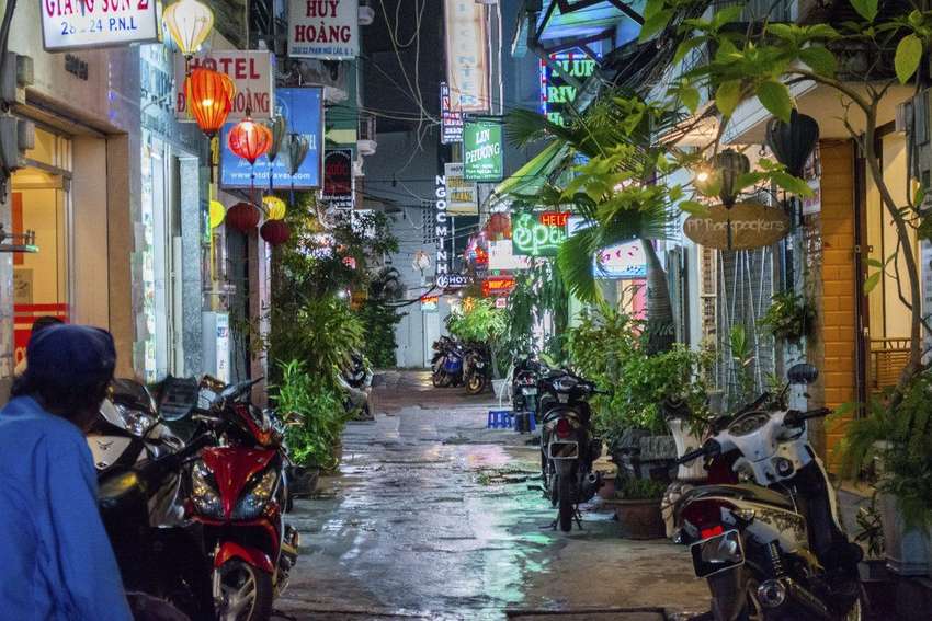 In Saigon alleen al wordt het aantal scooters op meer dan 5 miljoen geschat!