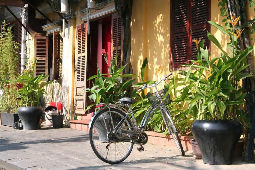 In Hoi An is de fiets een veel gebruikt vervoersmiddel<br>