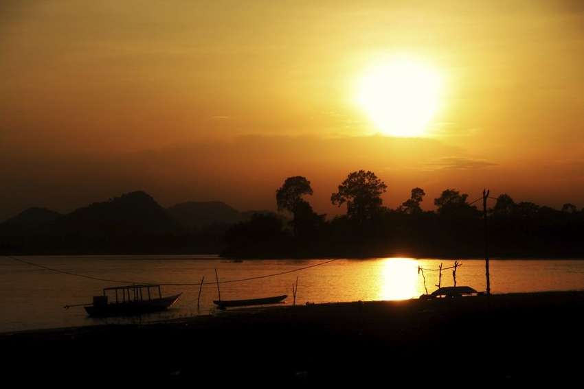 Zonsondergang op de 4000 Islands - Mekong reizen