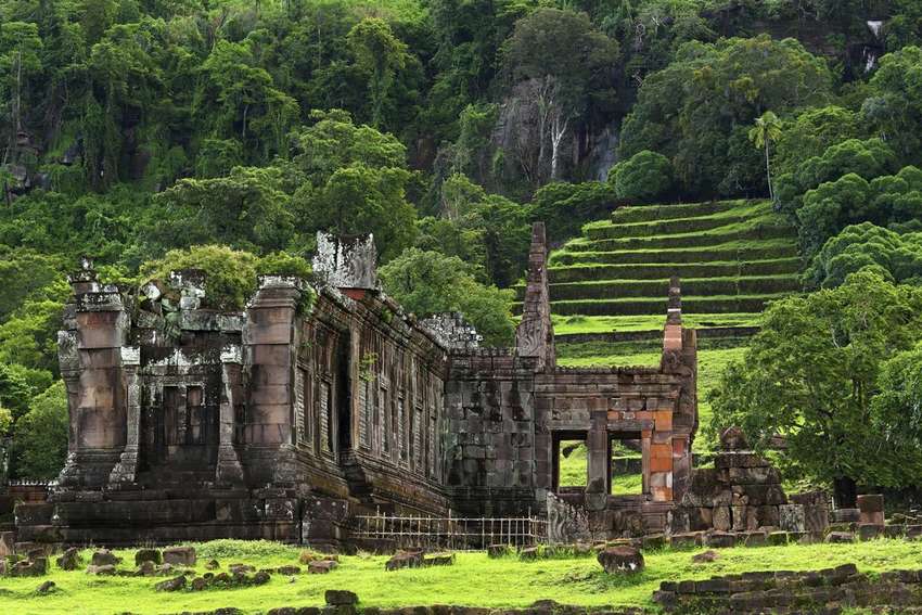 De prachtig gelegen Wat Phou<br>