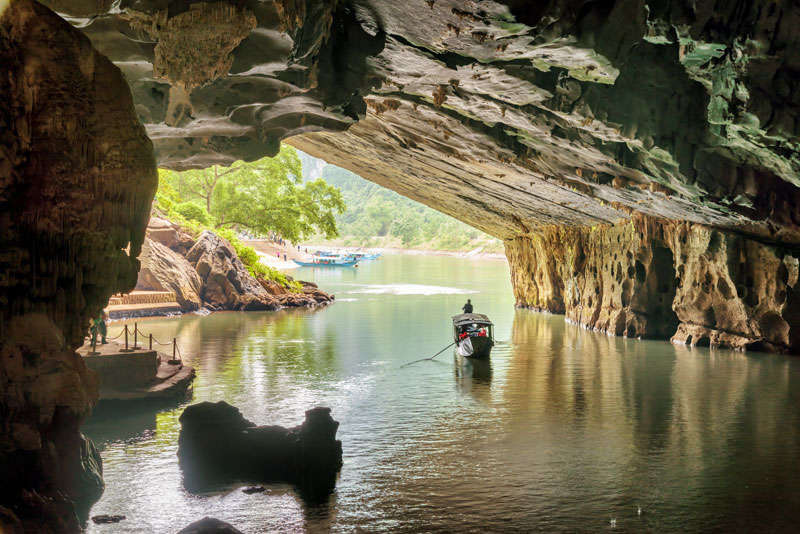 Een avontuurlijke dag bij de Paradise Cave en de Dark Cave<br>